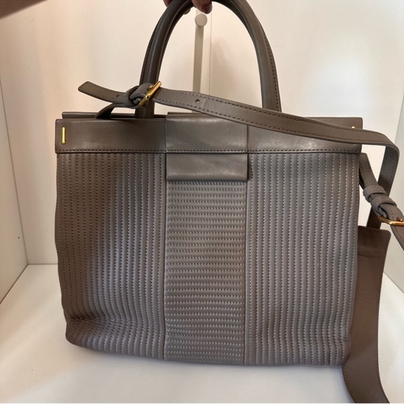 Marc Jacobs Crossbody handbag with gold hardware - Picture 5 of 14